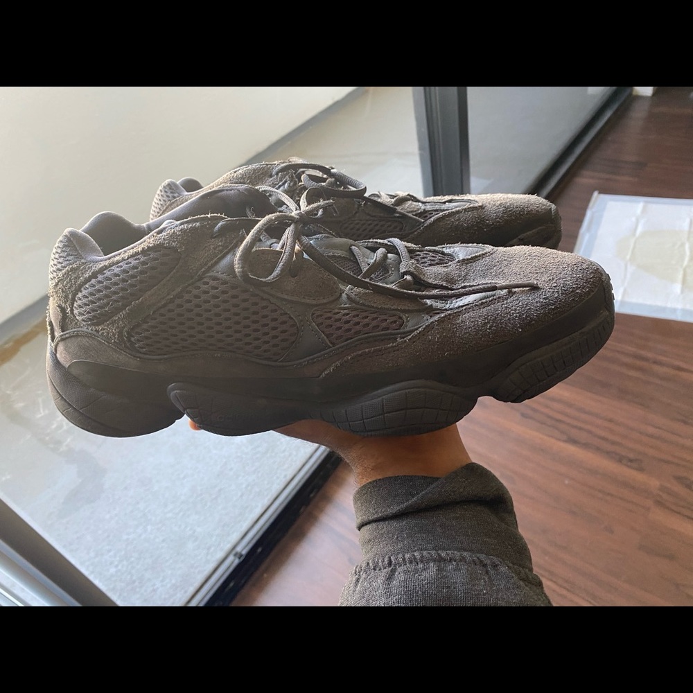 Yeezy 500 utility black